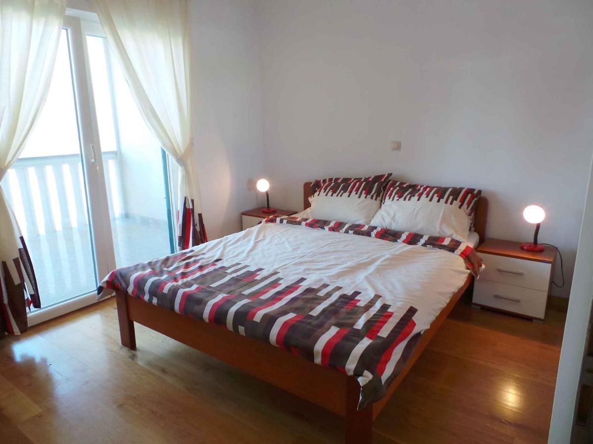 Holiday Home In Malinska/Insel Krk 13031 エクステリア 写真