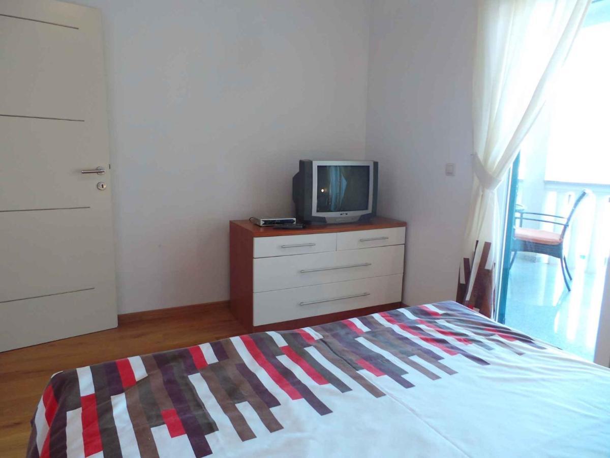 Holiday Home In Malinska/Insel Krk 13031 エクステリア 写真